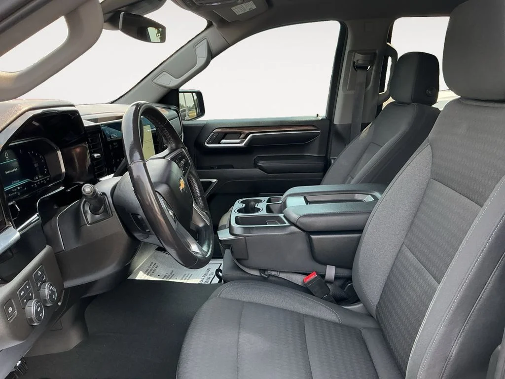Used 2022 Gray Chevrolet LT image 11