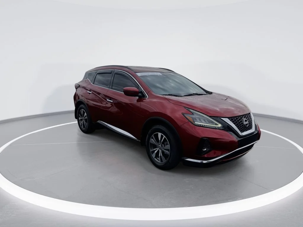 Used 2023 Red Nissan SV image 2