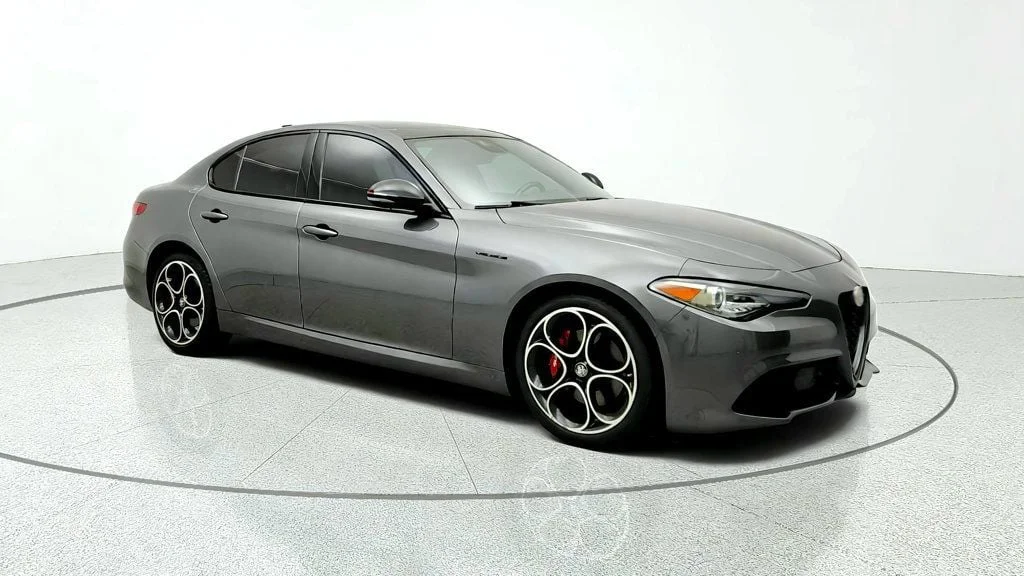 Used 2023 Vesuvio Gray Metallic Alfa Romeo Veloce AWD image 3