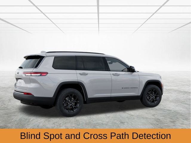 New 2026 Bright White Clear-Coat Exterior Paint Jeep Altitude image 5
