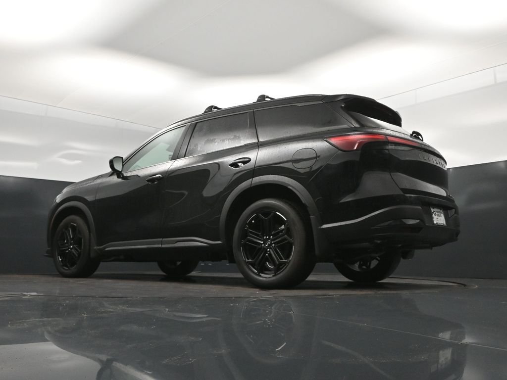 New 2027 Black INFINITI LUXE image 36