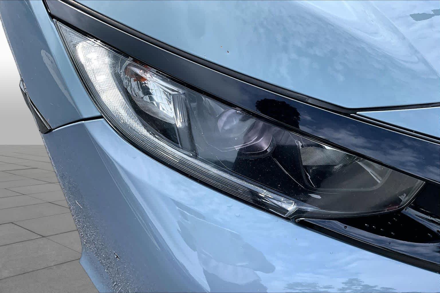 Used 2021 Sonic Gray Pearl Honda Sport image 27