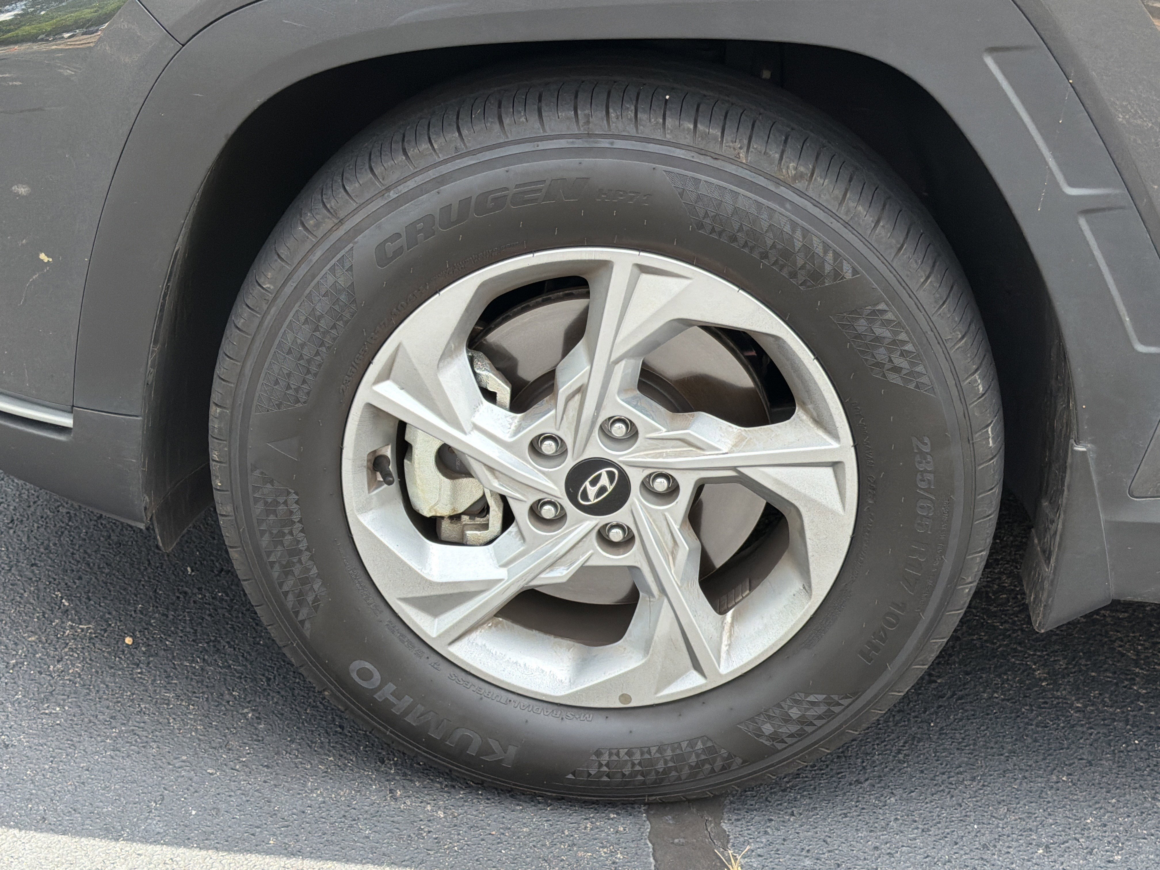 Used 2024 Dark Gray Metallic Hyundai SEL image 28