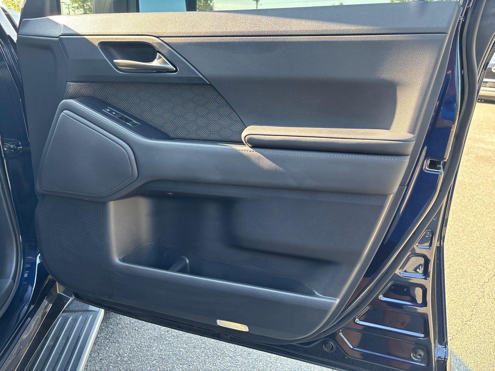 Used 2024 Nightfall Mica Lexus Premium+ image 39