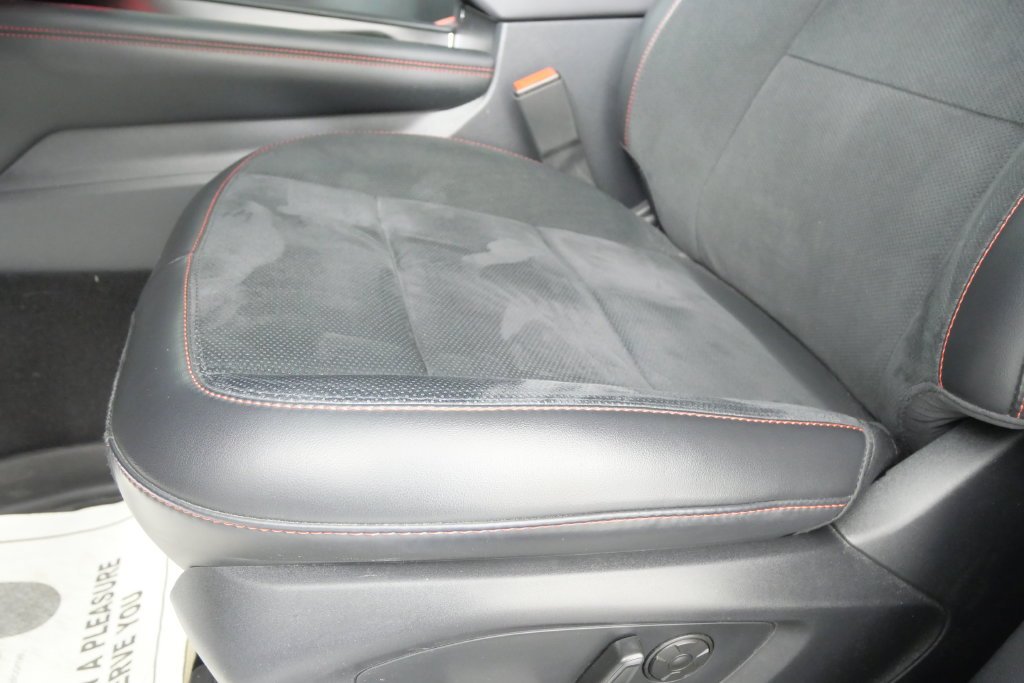 Used 2025 White Metallic Ford ST image 10
