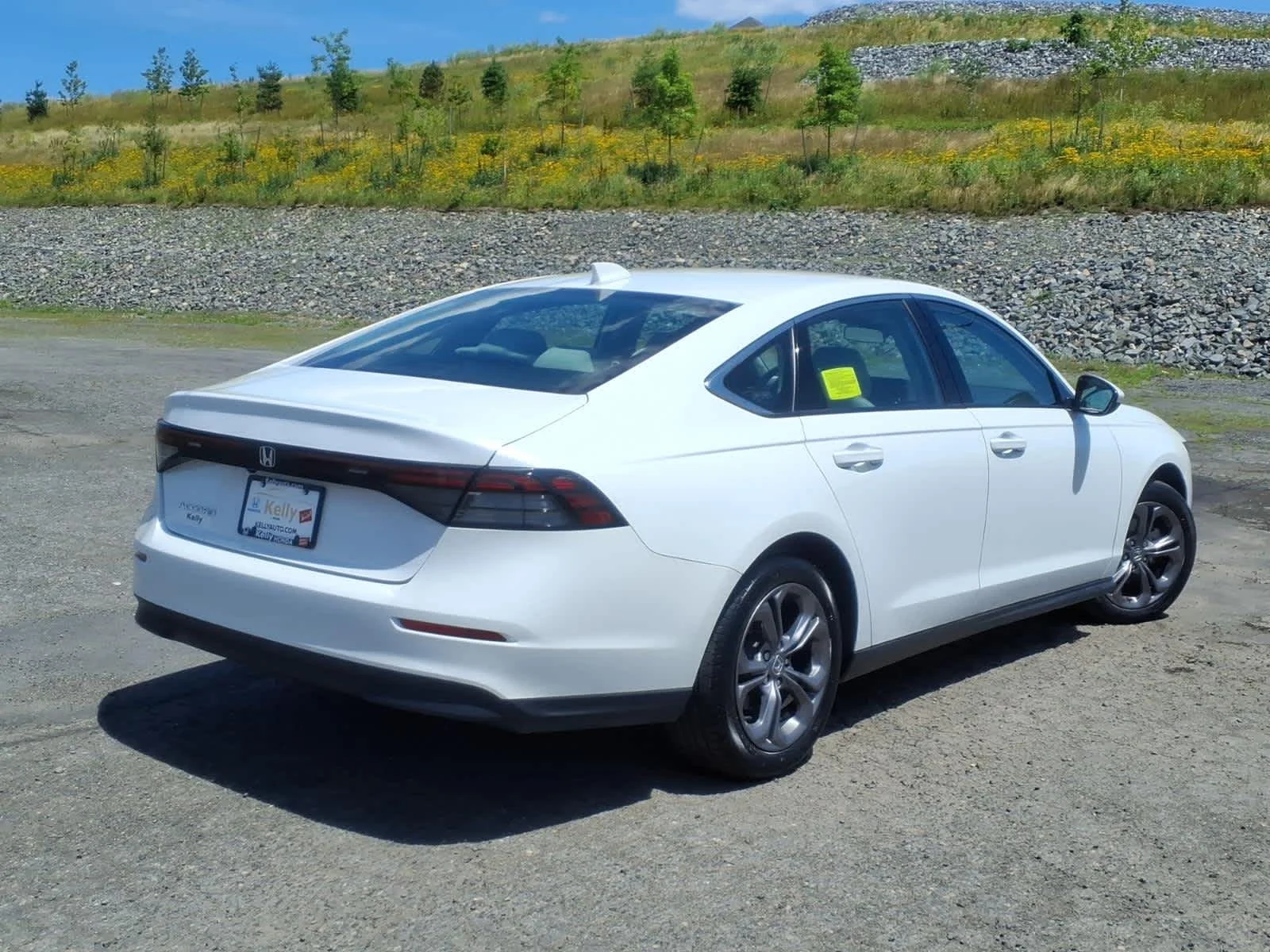 2023 Honda Accord EX - Photo 6