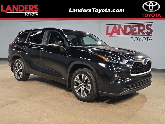 2023 Toyota Highlander Hybrid XLE