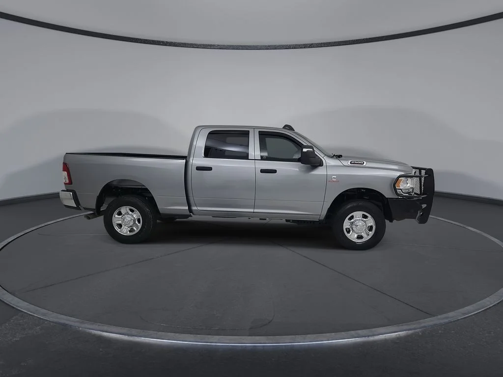 Used 2024 Silver Ram Tradesman image 19