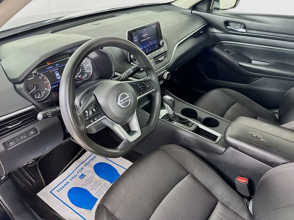 Used 2020 Super Black Clearcoat Nissan 2.5 S image 10