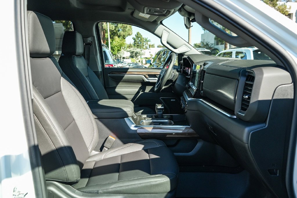 2026 Chevrolet Silverado 1500 RST - Photo 17