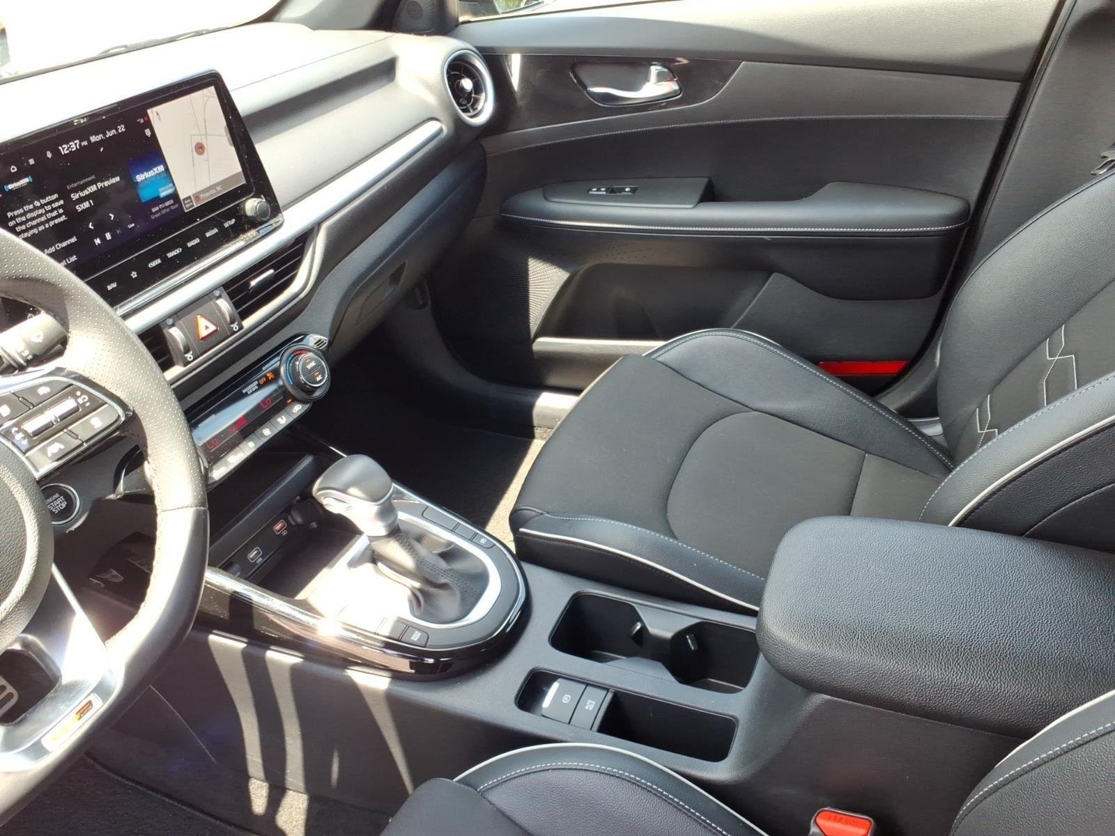 Used 2024 Aurora Black Pearl Kia GT-Line image 20
