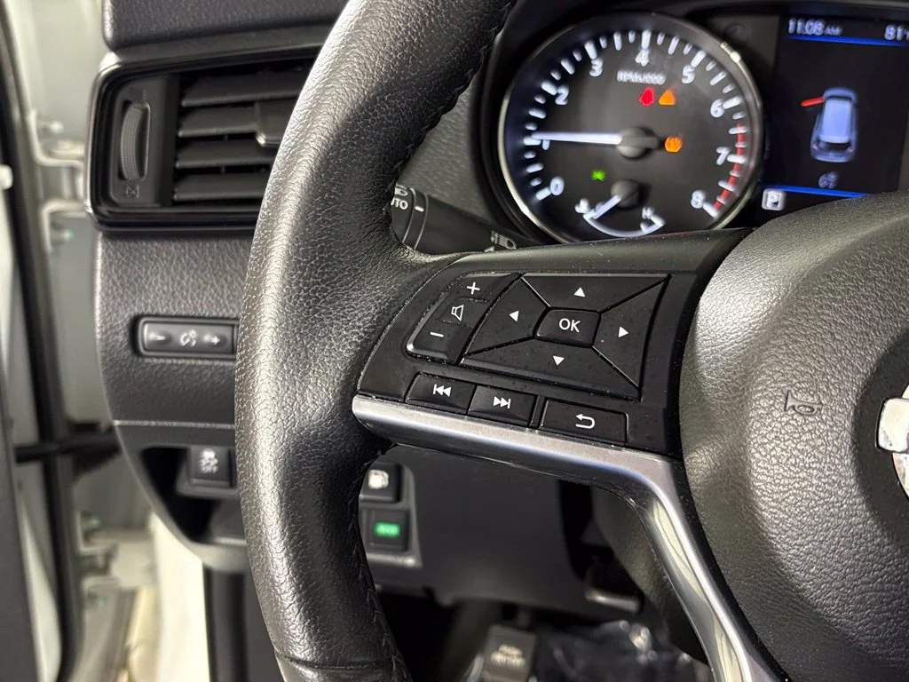Used 2019 White Nissan SV image 20