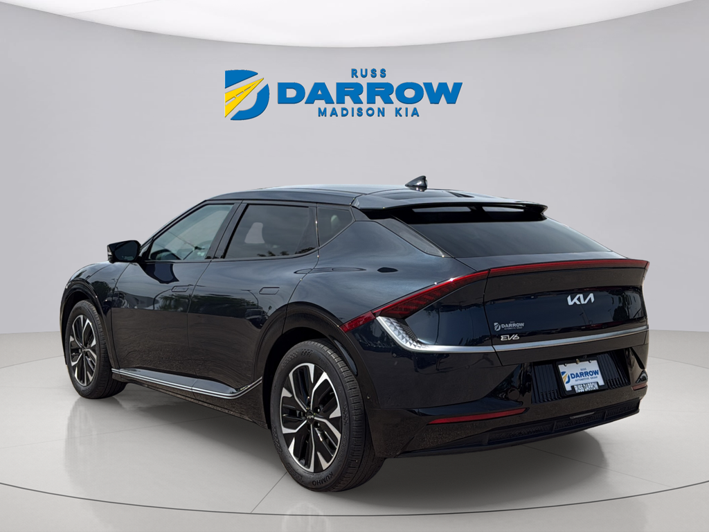 Used 2023 Gravity Blue Kia Wind image 3