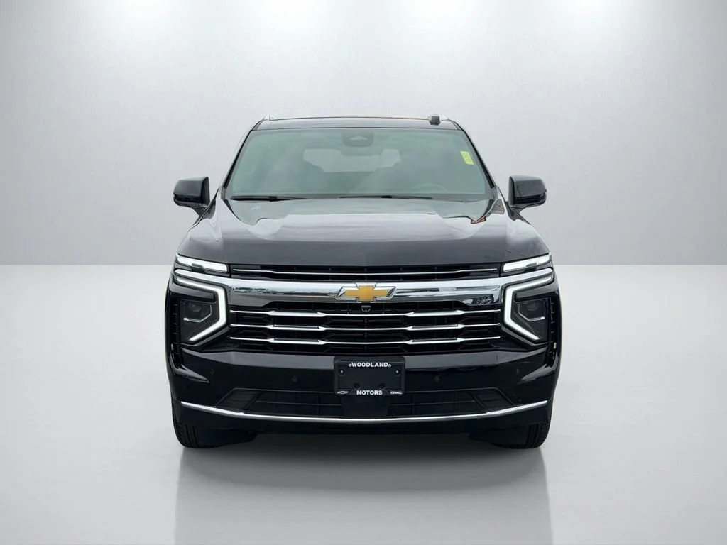 Used 2025 Black Chevrolet LT image 3