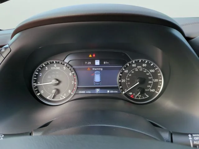 Used 2023 Black Nissan Platinum image 35