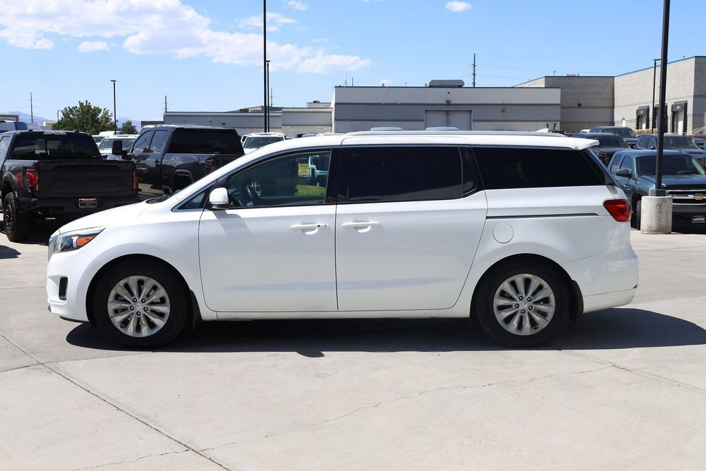 Used 2016 Snow White Pearl Kia EX image 3
