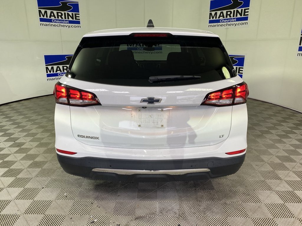 Used 2022 SUMMIT WHITE Chevrolet LT image 17