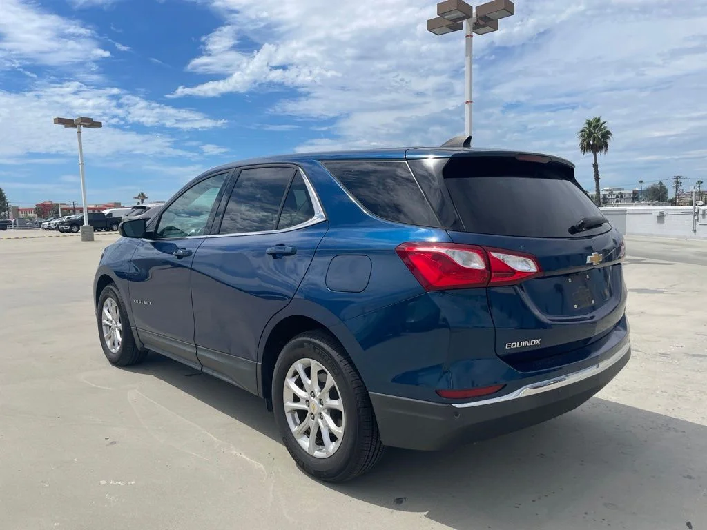 Used 2020 Pacific Blue Metallic Chevrolet LT image 4