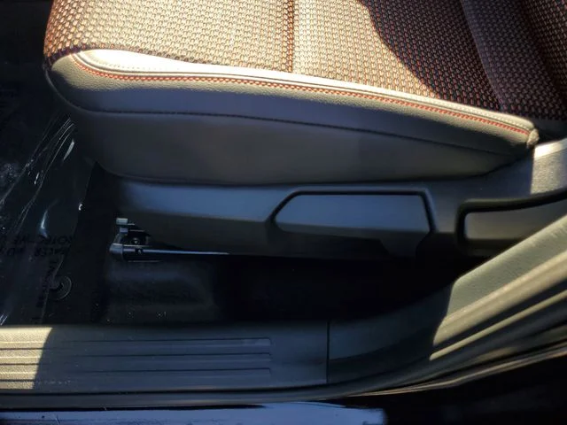 2026 Nissan KICKS SR AWD - Photo 9