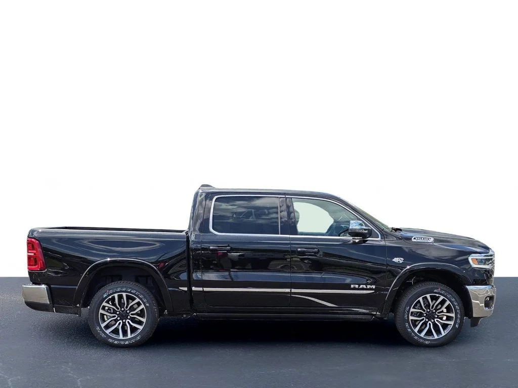 New 2026 Diamond Black Crystal Pearl-Coat Exterior Paint RAM Limited image 8