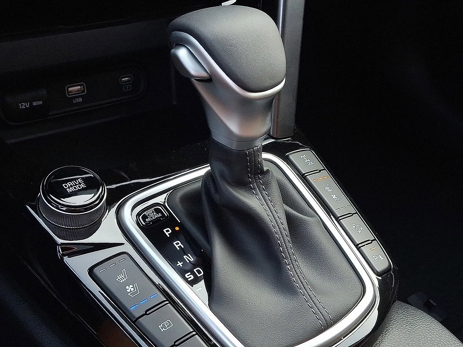 2026 Kia Seltos SX - Photo 10
