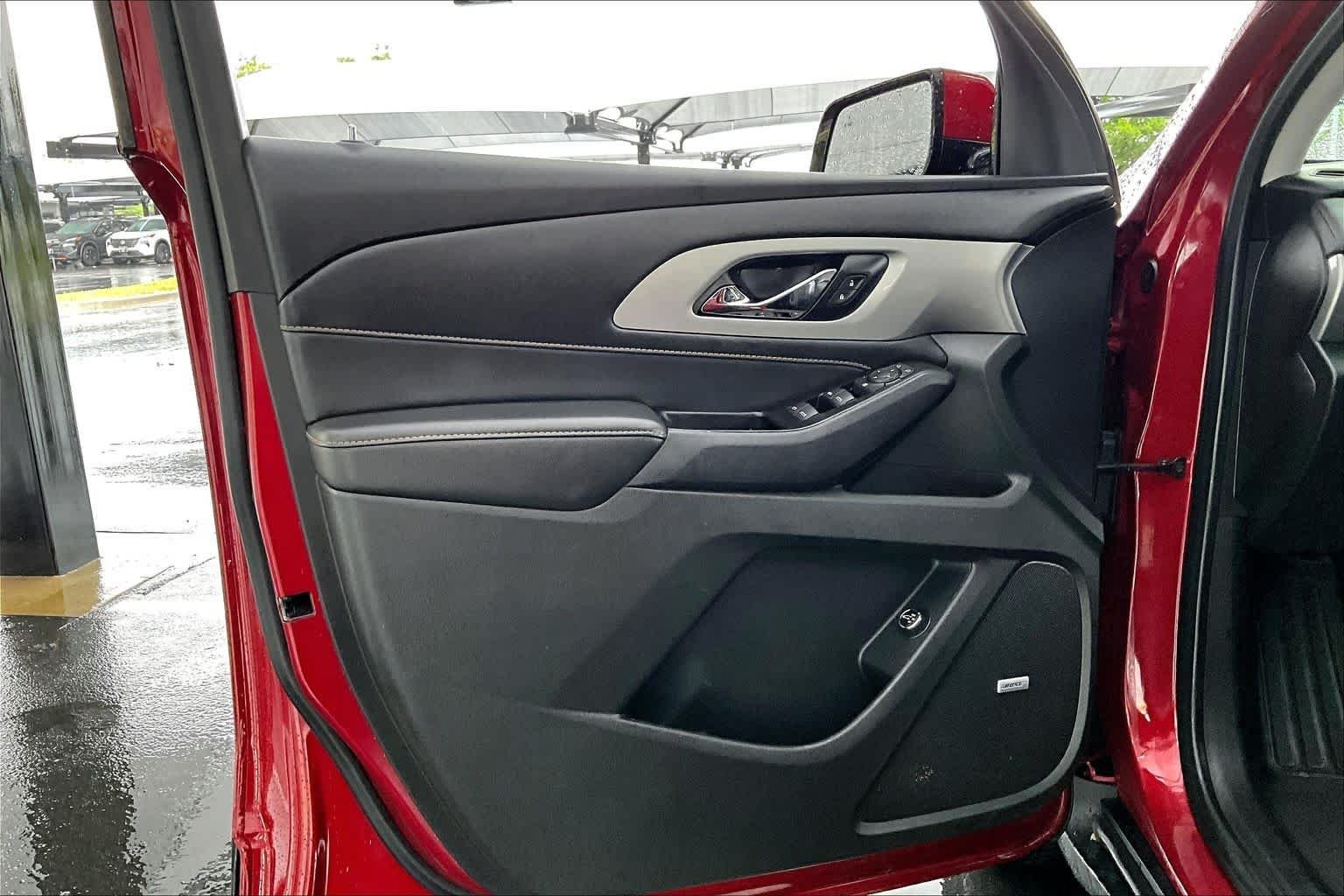 Used 2020 Cajun Red Tintcoat Chevrolet RS image 22