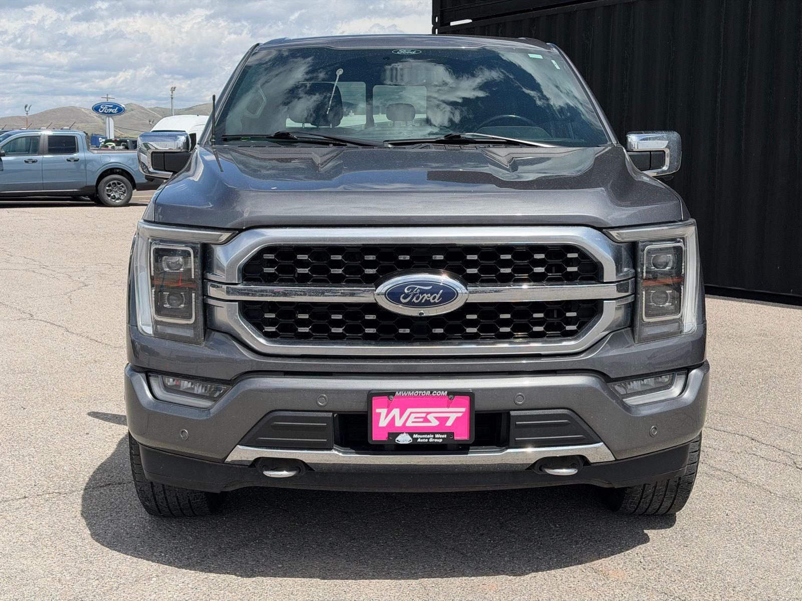 View vehicle photo 2