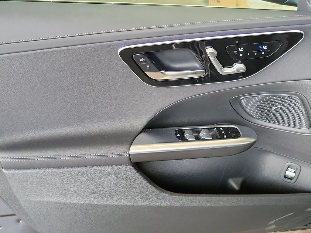 New 2026 Graphite Grey Metallic Mercedes-Benz C 300 image 17