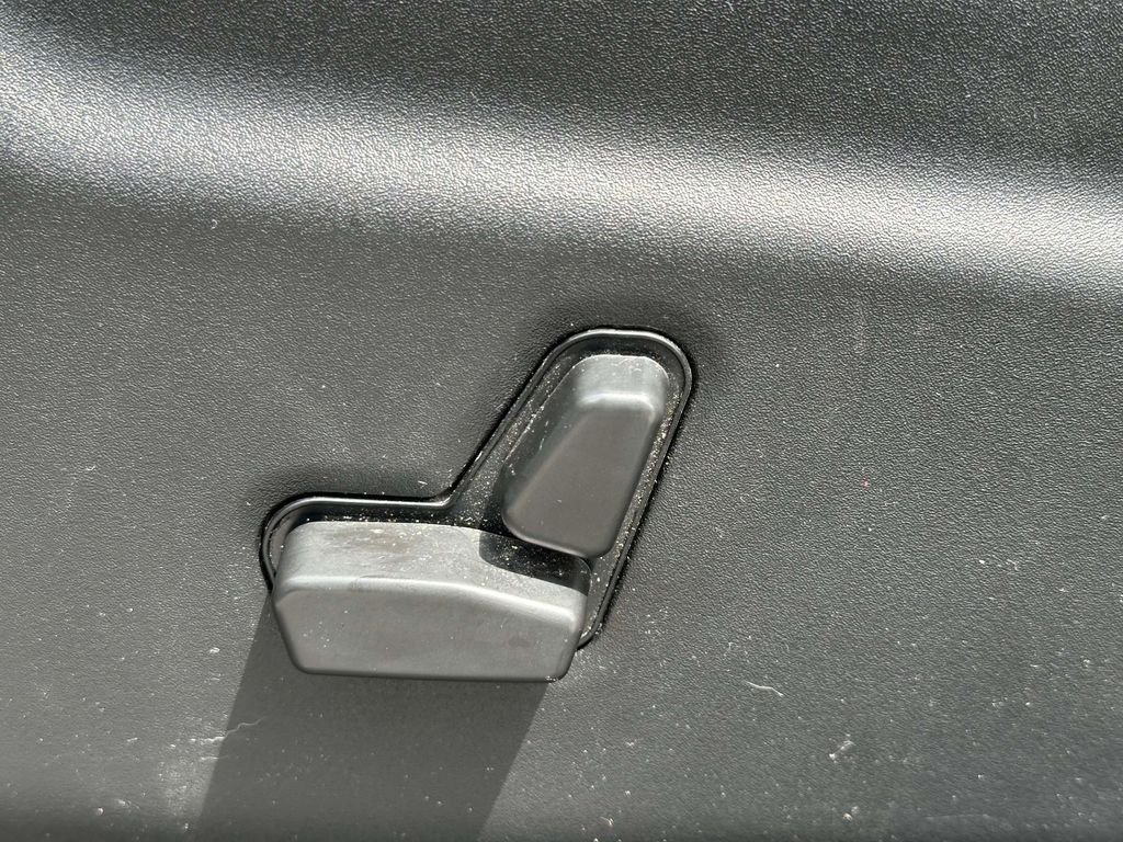 Used 2021 Gray Jeep Laredo E image 17