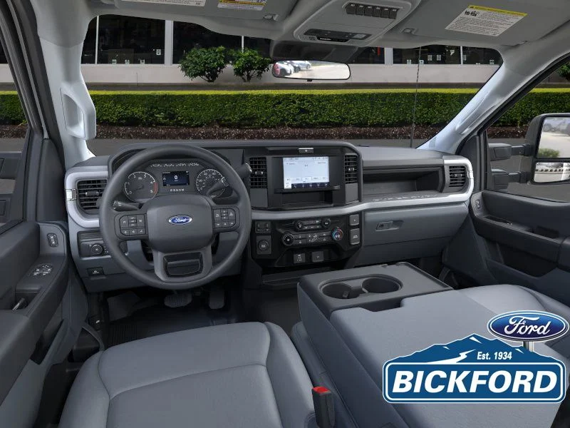 2025 Ford F-550 Super Duty Chassis Cab XL - Photo 9