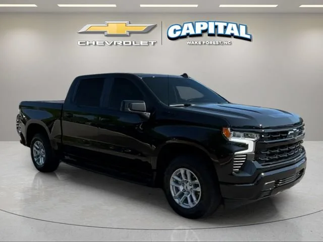 Used 2025 Black Chevrolet RST image 7