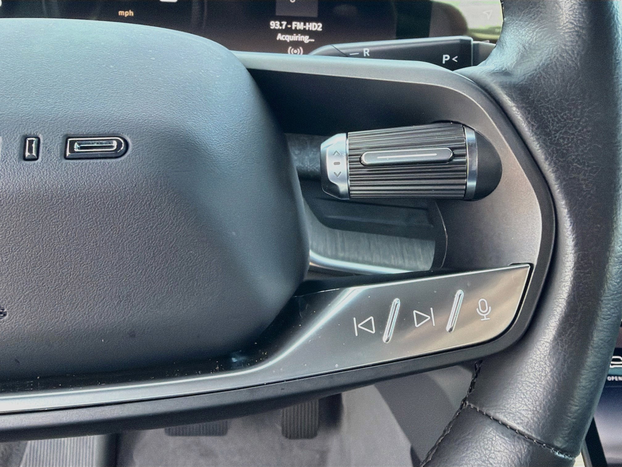 Used 2024 Quantum Gray Metallic Lucid Touring image 36