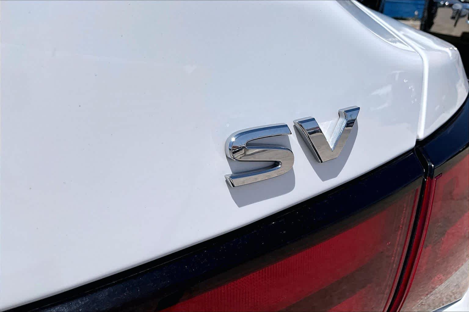 Used 2024 Fresh Powder Nissan SV image 10