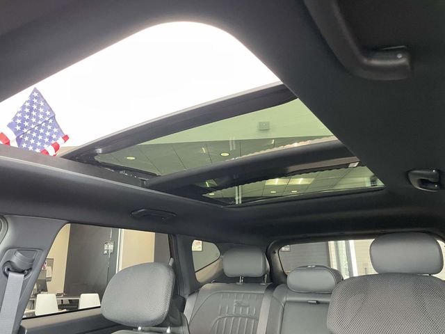 New 2027 Magma Red Matte Kia X-Line S image 13