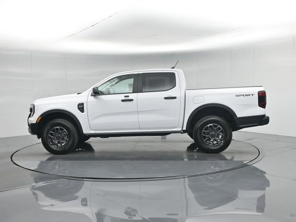 New 2026 Oxford White Ford XLT image 27