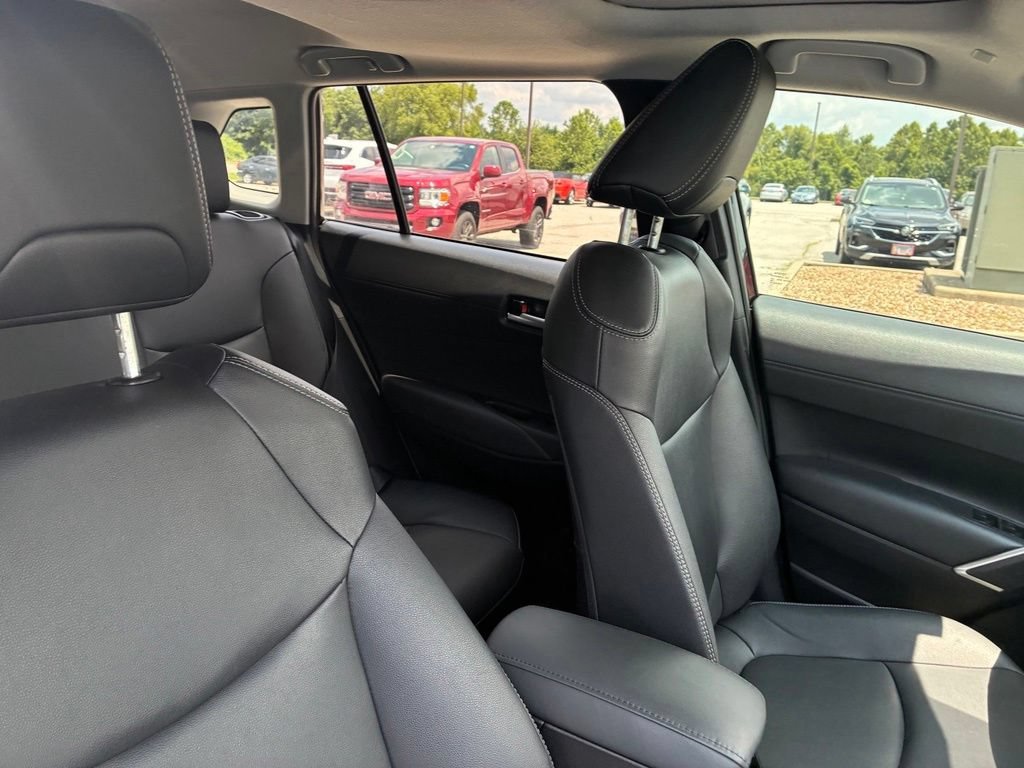 Used 2022 Black Toyota XLE image 17
