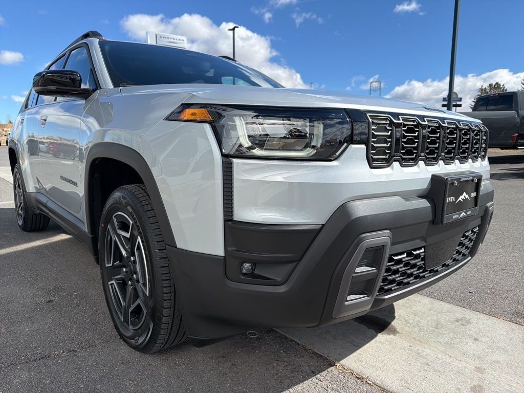 New 2026 Silver Zynith Clear-Coat Exterior Paint Jeep Limited image 52