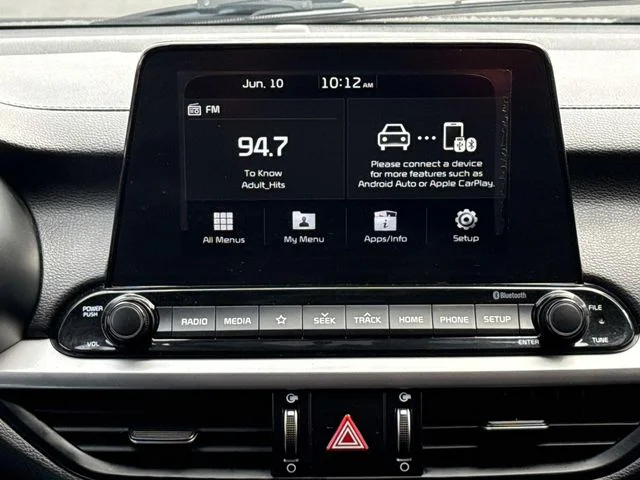 Used 2019 Silver Kia LXS image 17