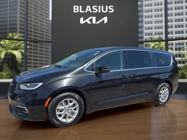 2023 Chrysler Pacifica