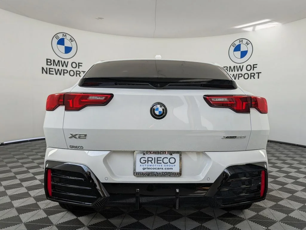 New 2026 Alpine White BMW xDrive28i image 7