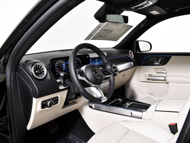 New 2026 Night Black Mercedes-Benz GLB 250 image 60