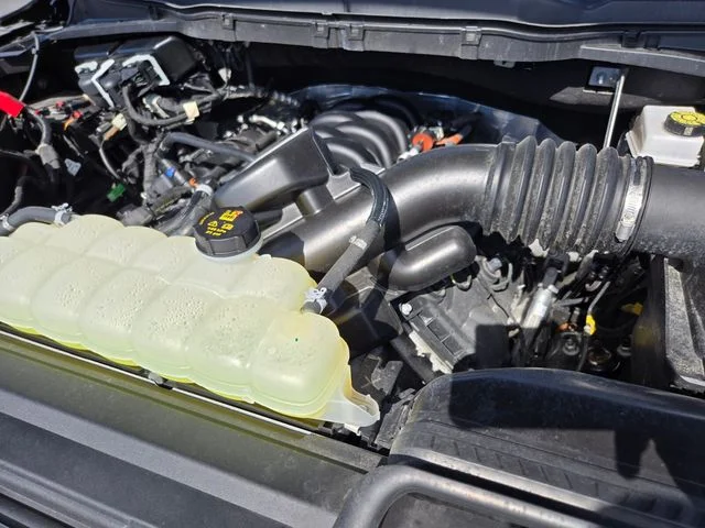 Used 2025 Black Ford XLT image 22