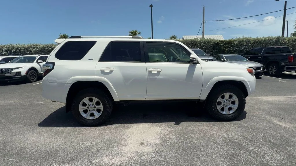 Used 2023 White Toyota SR5 Premium image 9