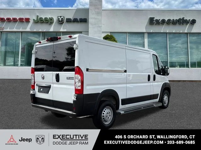 Used 2025 White Ram Base image 4