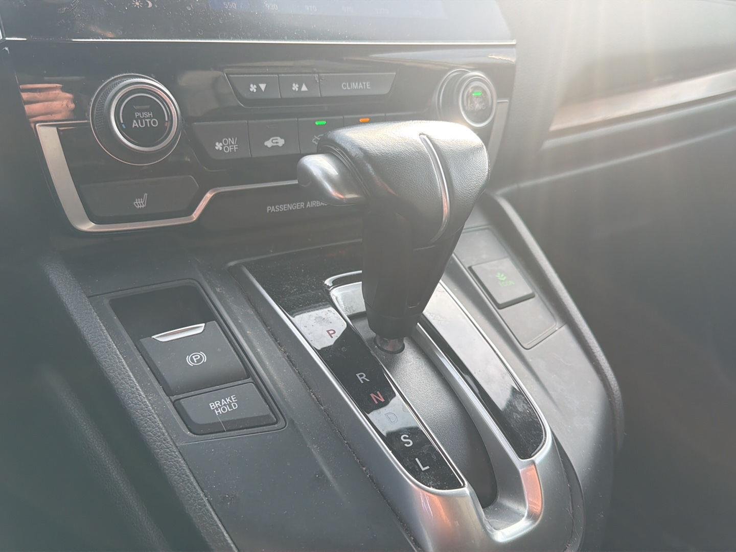 Used 2018 Crystal Black Pearl Honda Touring image 14