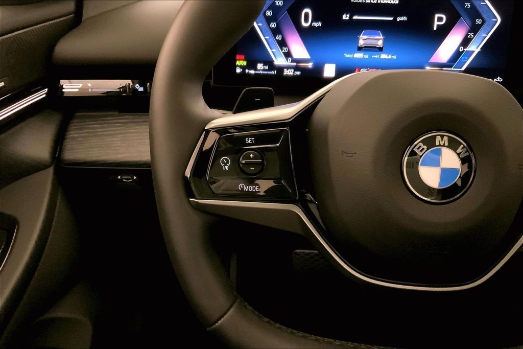 2026 BMW 5 Series 530i - Photo 18