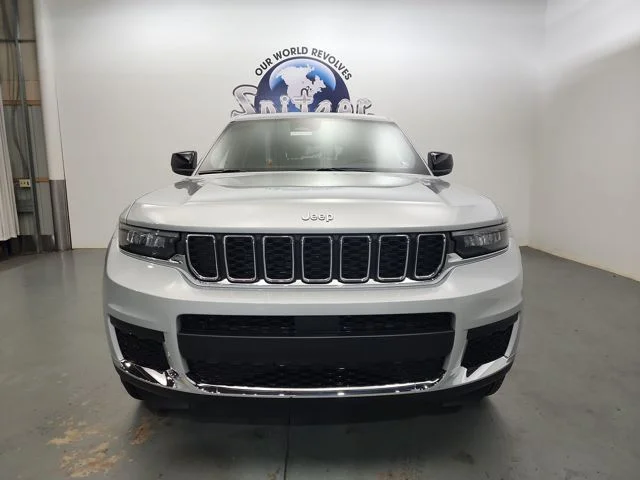 2025 Jeep Grand Cherokee L Laredo - Photo 12