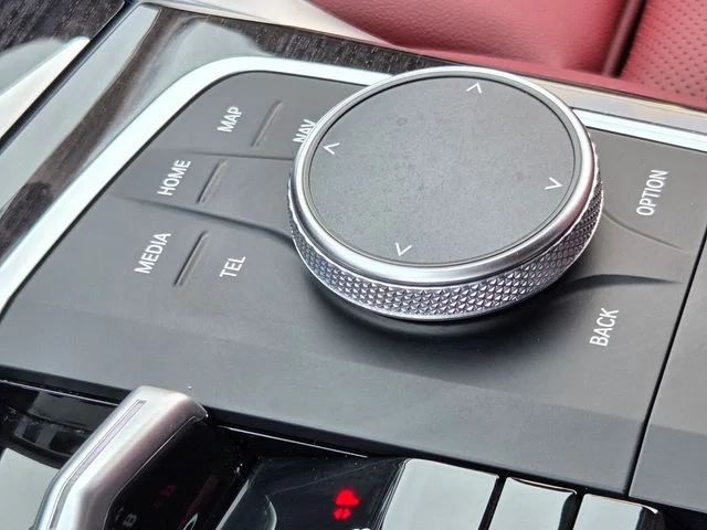 Used 2023 Gray BMW eDrive40 image 38
