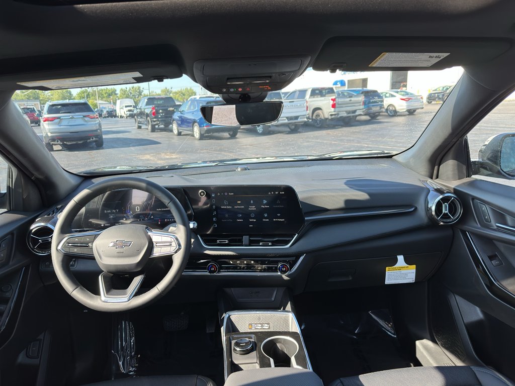 2027 Chevrolet Equinox LT - Photo 25