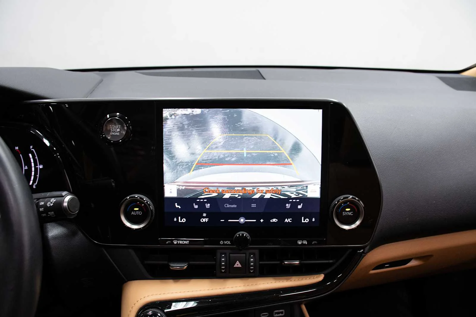 Used 2025 Copper Crest Lexus Premium image 18